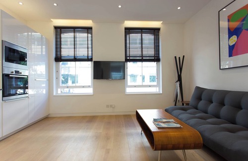Fitzrovia Apartment | NoHo 132 Serviced Apartments by Concept Apartments