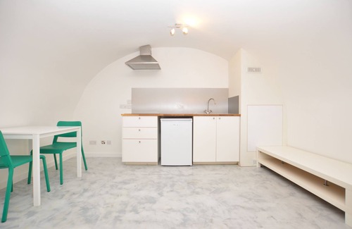 Fitzrovia Apartment | NoHo 132 Serviced Apartments by Concept Apartments