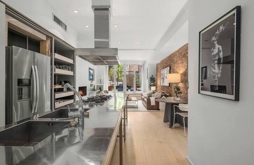 NoHo Apartment | Noho Court by StayHaus | 2BR Loft with Terrace