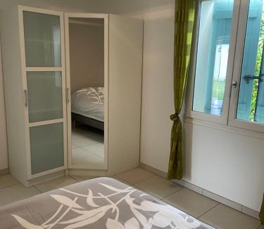 Salies-de-Bearn Apartment | NOISETTE- T2 lumineux, proche centre ville en RDC, très bien équipé avec terrasse