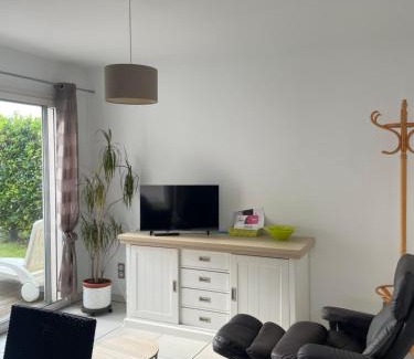 Salies-de-Bearn Apartment | NOISETTE- T2 lumineux, proche centre ville en RDC, très bien équipé avec terrasse