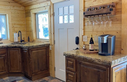 Ruidoso Cabin | Noisy Water Cabin- 3-bdrm river front cabin Upper Canyon,Ruidoso.