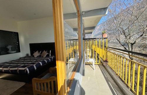 Manali Bed & Breakfast | Nomad Bed & Breakfast