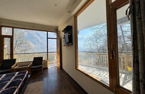 Manali Bed & Breakfast | Nomad Bed & Breakfast