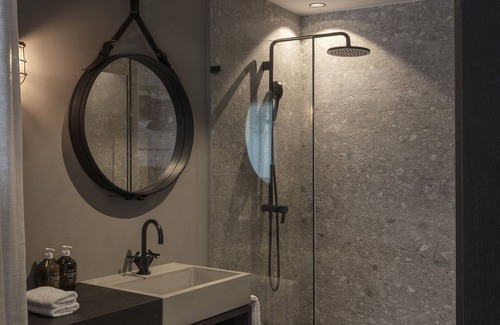 Zermatt Hotel | Nomad Lodge & Spa by CERVO