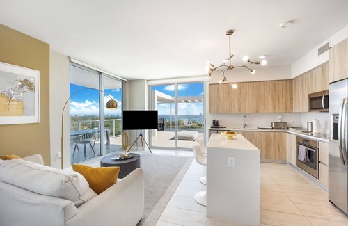 Northeast Miami Apartment | Nomada Residences