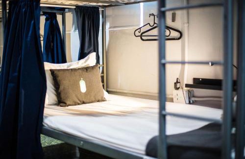 Santurce Hostel | Nomada Urban Beach Hostel- Calle Loiza