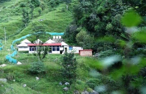 Gunehr Cottage | nomadic soul camps