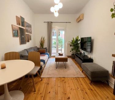 Thessaloniki Apartment | Nomas Skg Apartment by BiNoBi!