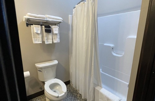 Nome Bed & Breakfast | Nome Schoolhouse Inn and Event Center
