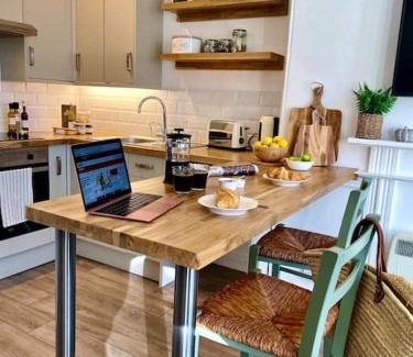 Exeter Apartment | Nomi Homes*Exeter*City*Centre*Uni*Chiefs*Beaches
