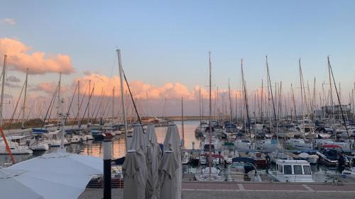 Herzliya Pituach Apartment | Nomi Suites Marina Herzelia
