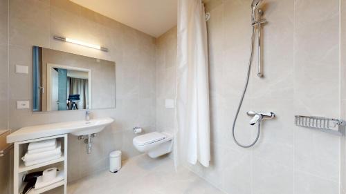 Vernier Apartment | Nonanteneuf appart hōtel Genève Étang - Airport - contactless check-in