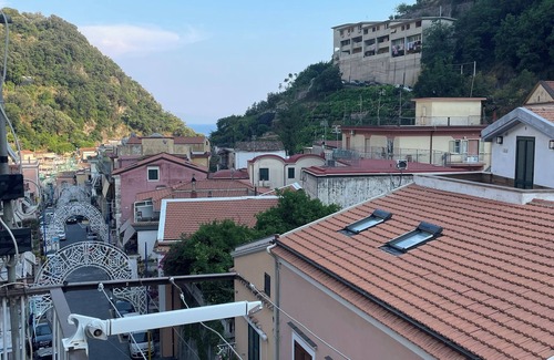 Cetara Apartment | Nonni's Lemon House