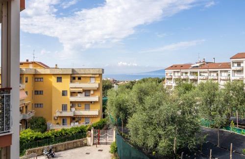 Sorrento Apartment | Nonno Angelo - 4 Bedrooms with Free Parking & Seaview Balcony