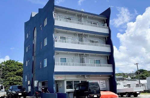 Ginowan Apartment | Nonsmoking 1K double room equipped with a washing machine and dryer/Urasoe Okinawa