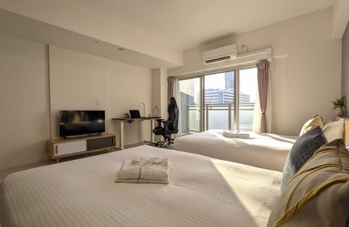 Tennoji Hotel | Nonsmoking High floor 2 double beds with desk/Osaka Ōsaka