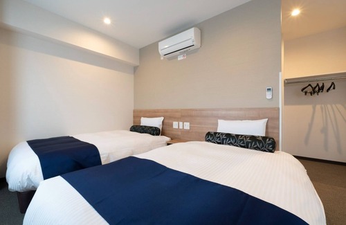 Matsusaka House | Nonsmoking Twin room Maximum capacity 4 people / Matsusaka Mie