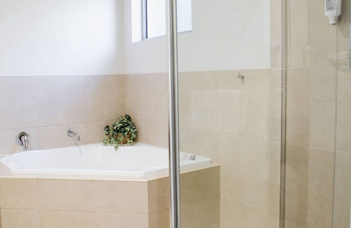 Noosa Heads Hotel | Noosa Heads Motel