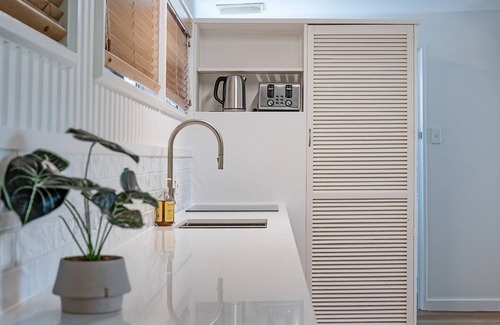 Noosa Heads Apartment | Noosa Hideaway 2BR – Little Cove, 200m to beach