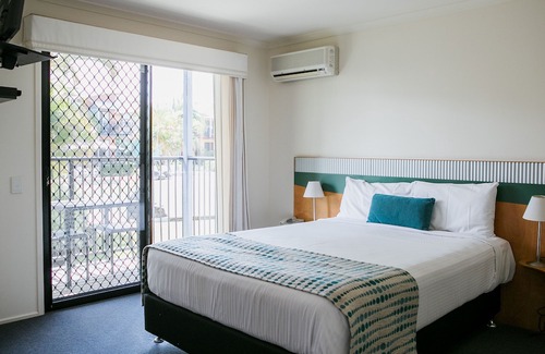 Tewantin Apartment | Noosa Lakes Resort