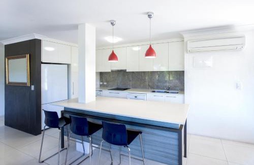 Noosa Heads Apartment | Noosa Shores Resort