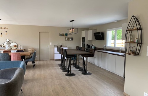 Saint-Martin-aux-Chartrains House | Normandy house sleeps 14 12 min from Deauville