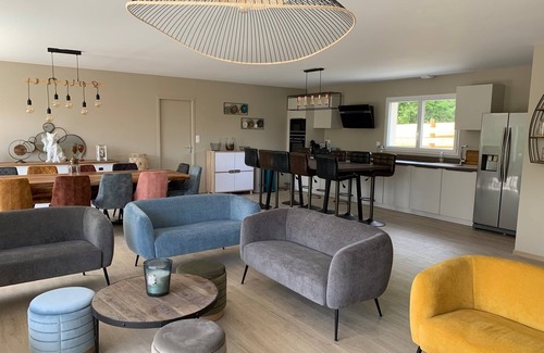 Saint-Martin-aux-Chartrains House | Normandy house sleeps 14 12 min from Deauville