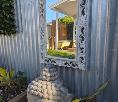 Noraville House | Noras Shack- self contained granny flat