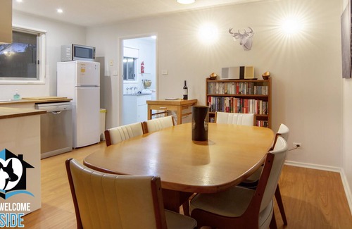 Port Elliot House | Nordic Retro Beachouse at Port Elliot