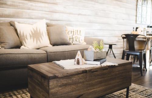 Dardanelle House | Nordins Hillside Haven