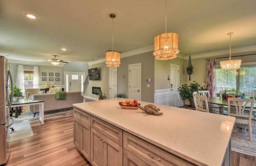 East Ocean View House | Norfolk Getaway w/Yard, Bicycles, & Kayaks!