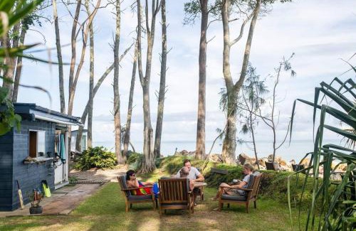 Amity Point House | Norm's Place + Waterfront House + Beachfront
