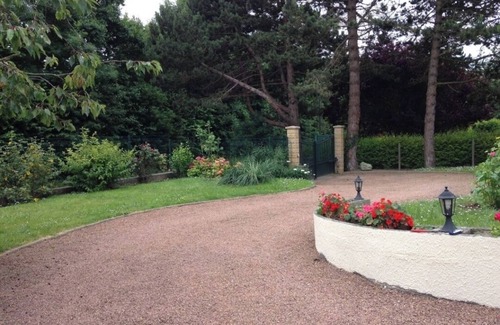 Ver-sur-Mer House | Norman house with garden near the landing beaches