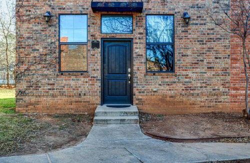 Norman House | Norman Retreat 1 Mi to The University of Oklahoma
