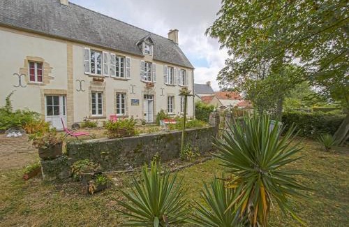 Tracy-sur-Mer House | Normandy Garden Escape, cleaning included