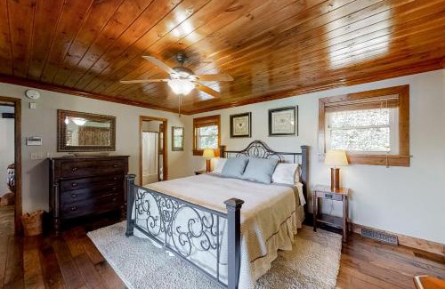 Rock Harbor House | Norris Lake Escape