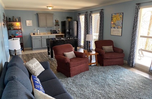 Jacksboro House | NORRIS LAKE FRONT RENTALS: LOLA'S LAKE HOUSE LAKE FRONT LOCATION