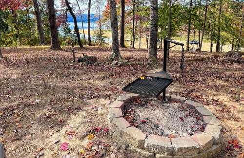 Sharps Chapel House | Norris Lake Hideaway