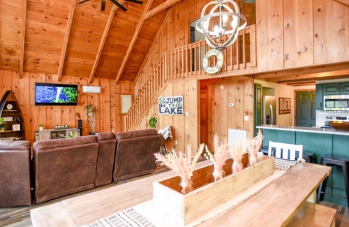 Flat Hollow Marina House | Norris Lake Home Waterfront With Private Dock Sleeps 15 Speedwell TN