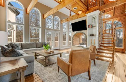 Rock Harbor House | Norris Oasis