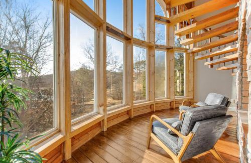 Rock Harbor House | Norris Oasis