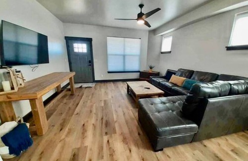 Ennis House | North 40 Farmhouse with Game Garage!