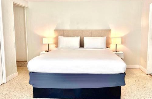 Central Beach Hotel | North Beach Hotel