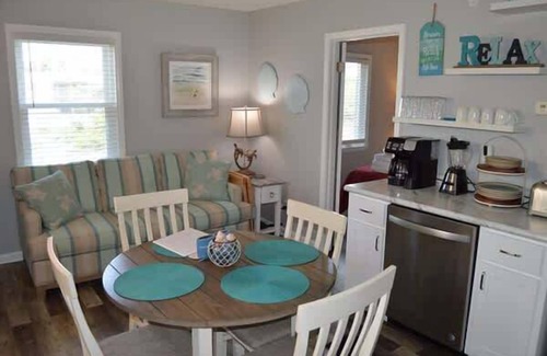 Cape San Blas House | North Cape- Behing Trading Post - Pet Friendly