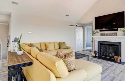 Fentress House | North Carolina Vacation Rental w/ Deck & Dock