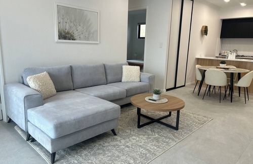 North Coogee Apartment | North Coogee 2x2, 850m to the Beach, 8min drive to Fremantle.
