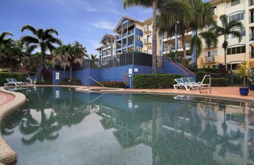 Cairns North Apartment | North Cove Waterfront Suites