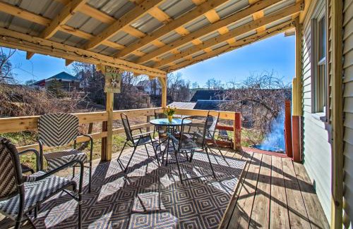 North Creek House | North Creek Cottage in the Adirondacks with Fire Pit