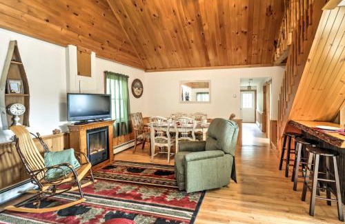 North Creek House | North Creek Cottage in the Adirondacks with Fire Pit